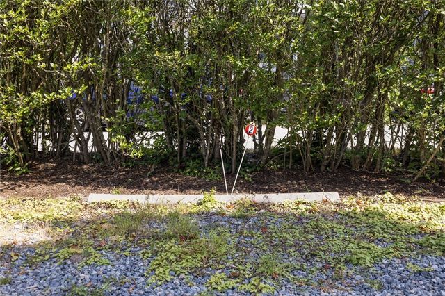 20 Berkeley Avenue 2, Newport, RI 02840