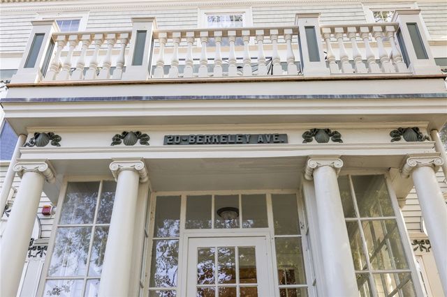 20 Berkeley Avenue 2, Newport, RI 02840