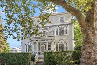 20 Berkeley Avenue 2, Newport, RI 02840