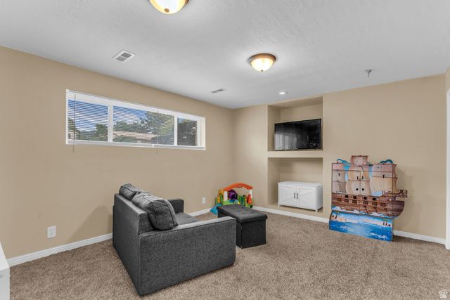 1282 S 875 W, Woods Cross, UT 84087