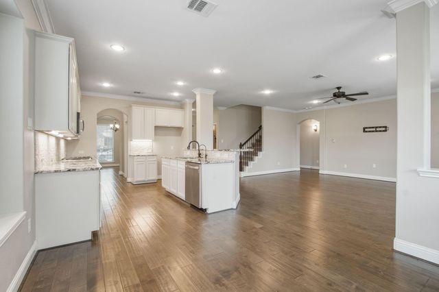 20102 Three Chutes Lane, Cypress, TX 77433