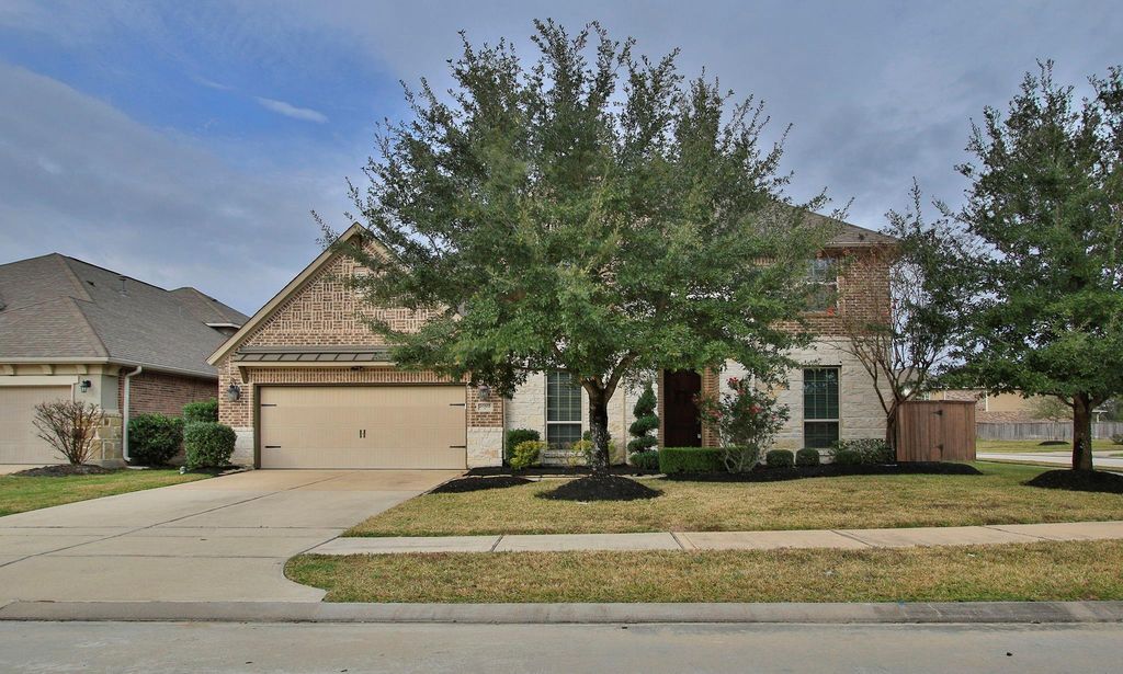 20102 Three Chutes Lane, Cypress, TX 77433