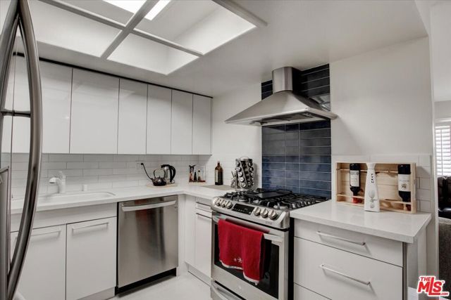 108 W Maple Street 27, Glendale, CA 91204