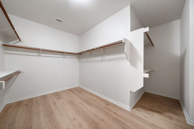 1005 Raspberry Lane, Desoto, TX 75115