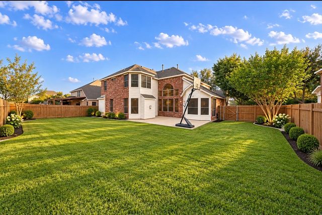 1005 Raspberry Lane, Desoto, TX 75115