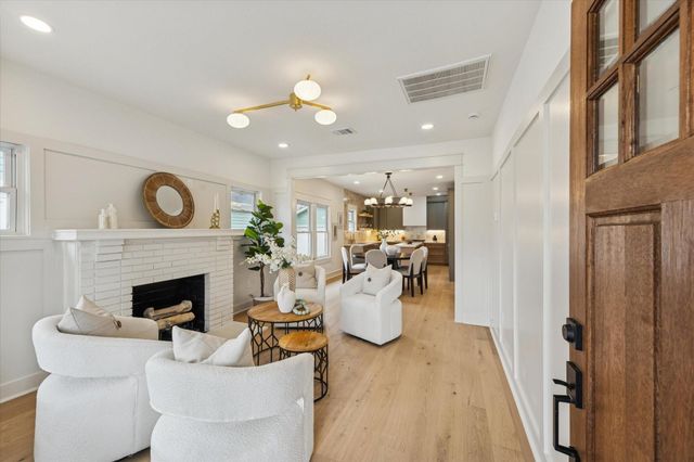 1111 Fugate Street, Houston, TX 77009