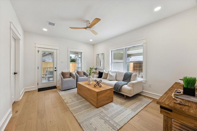 1111 Fugate Street, Houston, TX 77009