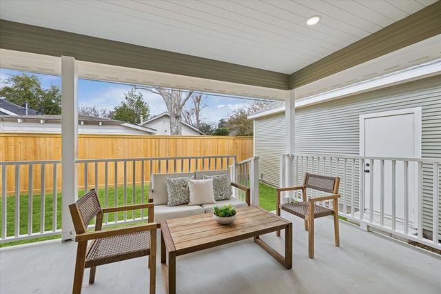 1111 Fugate Street, Houston, TX 77009