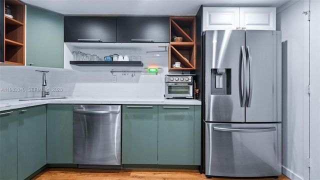 2750 NE 183rd St 1610, Aventura, FL 33160