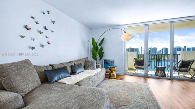 2750 NE 183rd St 1610, Aventura, FL 33160