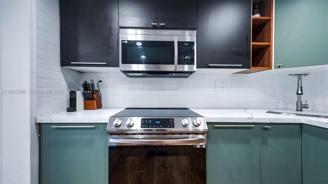 2750 NE 183rd St 1610, Aventura, FL 33160