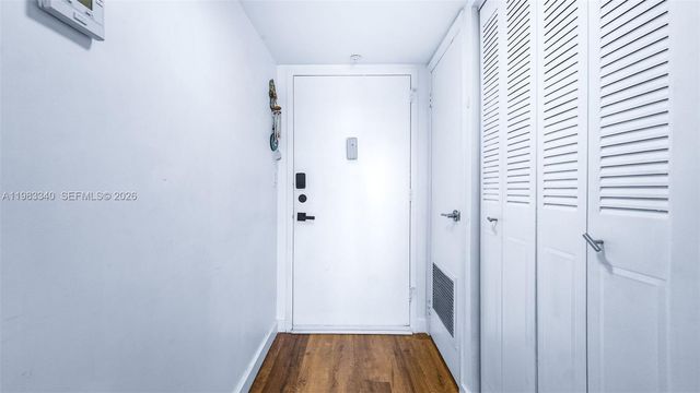 2750 NE 183rd St 1610, Aventura, FL 33160