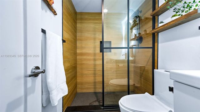 2750 NE 183rd St 1610, Aventura, FL 33160