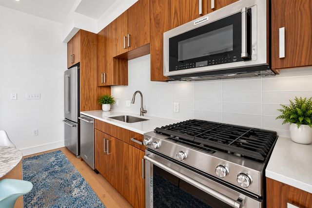 222 West Ave 1908, Austin, TX 78701