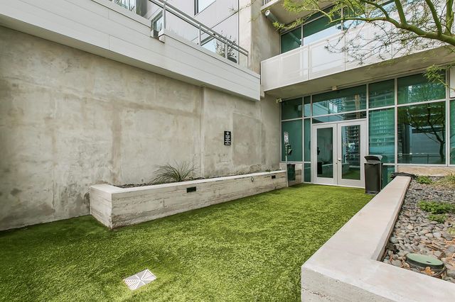 222 West Ave 1908, Austin, TX 78701