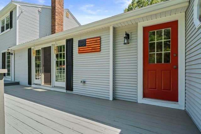 453 Elm St, Duxbury, MA 02332