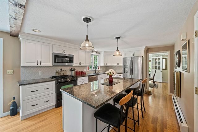 453 Elm St, Duxbury, MA 02332