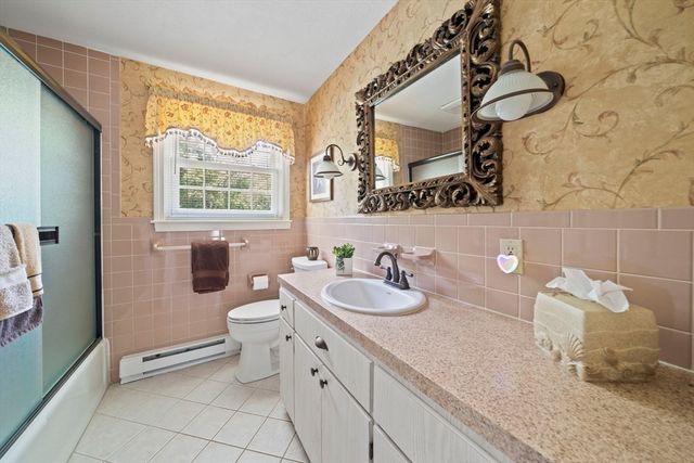 453 Elm St, Duxbury, MA 02332