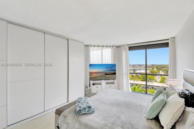 2000 Island Blvd 808, Aventura, FL 33160