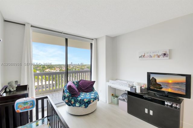 2000 Island Blvd 808, Aventura, FL 33160