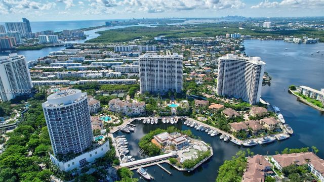 2000 Island Blvd 808, Aventura, FL 33160