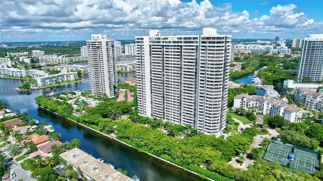 2000 Island Blvd 808, Aventura, FL 33160