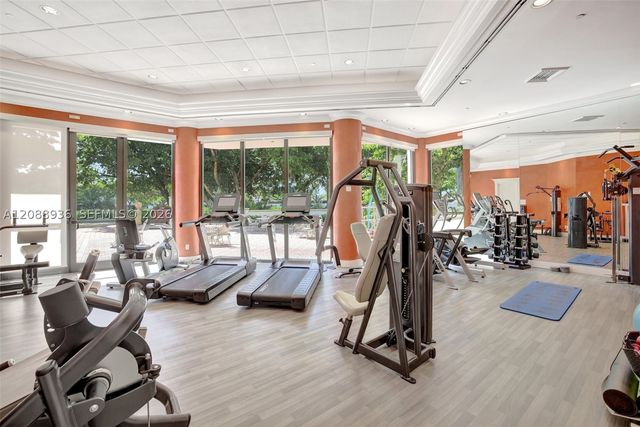 2000 Island Blvd 808, Aventura, FL 33160