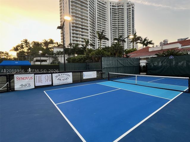2000 Island Blvd 808, Aventura, FL 33160