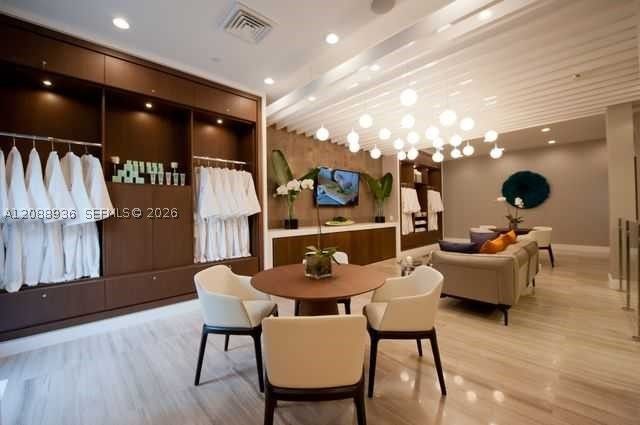 2000 Island Blvd 808, Aventura, FL 33160