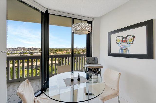 2000 Island Blvd 808, Aventura, FL 33160