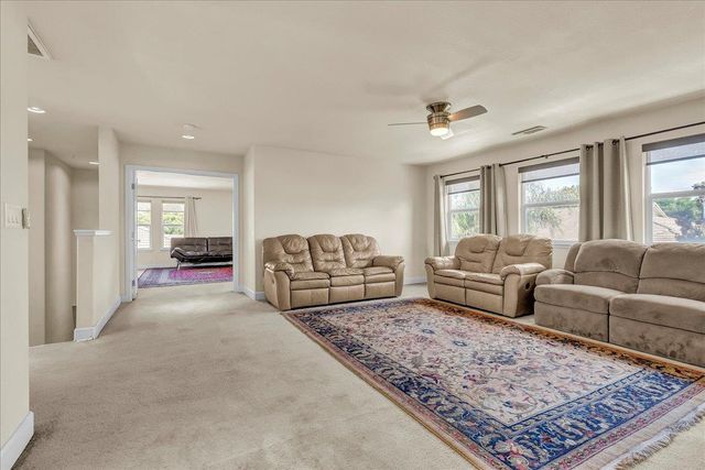 3615 W Sunnyview Avenue, Visalia, CA 93291