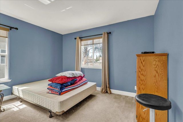 3615 W Sunnyview Avenue, Visalia, CA 93291