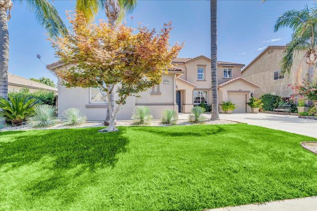 3615 W Sunnyview Avenue, Visalia, CA 93291