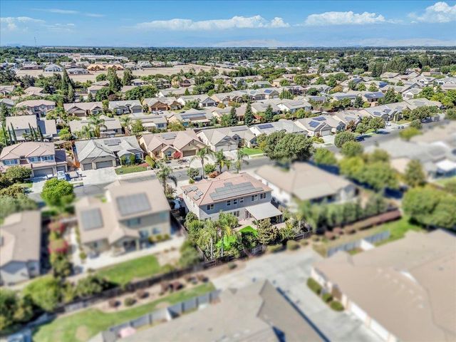 3615 W Sunnyview Avenue, Visalia, CA 93291