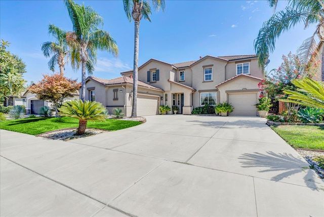 3615 W Sunnyview Avenue, Visalia, CA 93291