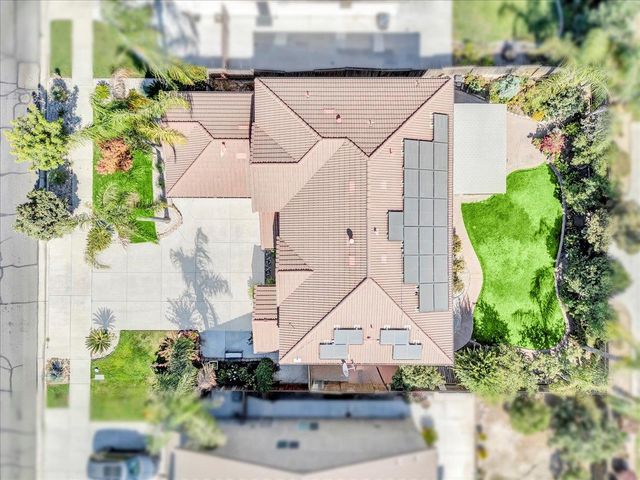 3615 W Sunnyview Avenue, Visalia, CA 93291