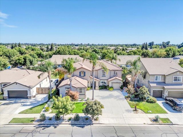 3615 W Sunnyview Avenue, Visalia, CA 93291