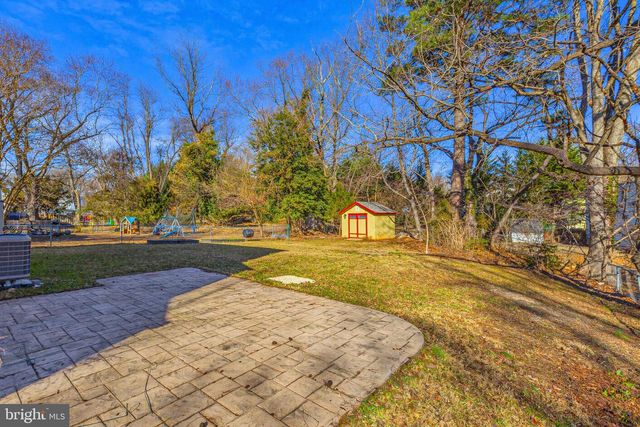 5903 SAINT LO AVE, Rockville, MD 20851