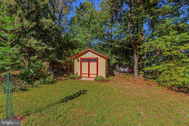 5903 SAINT LO AVE, Rockville, MD 20851