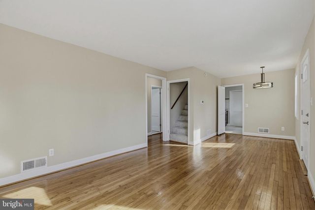 5903 SAINT LO AVE, Rockville, MD 20851