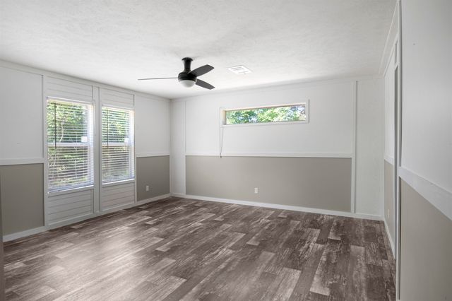 715 N Royal Drive, Bullard, TX 75757