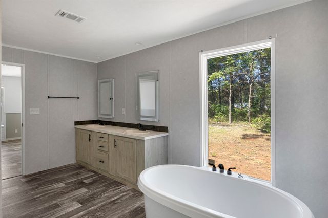 715 N Royal Drive, Bullard, TX 75757