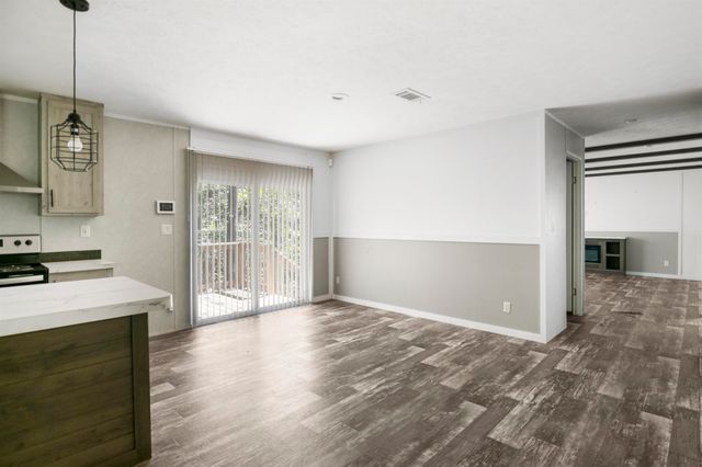 715 N Royal Drive, Bullard, TX 75757