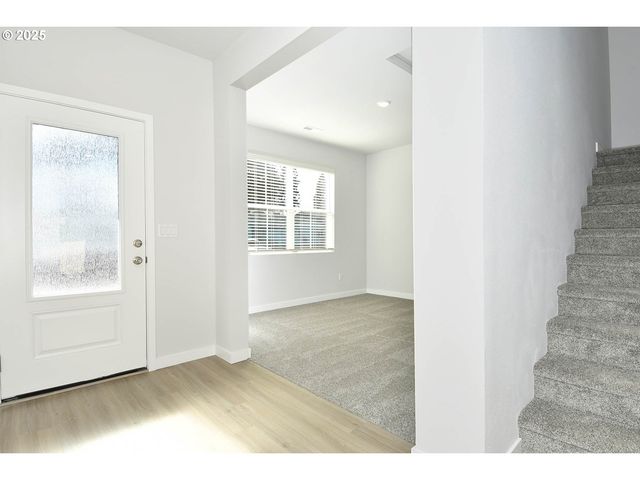 5905 Ne 68TH St, Vancouver, WA 98661