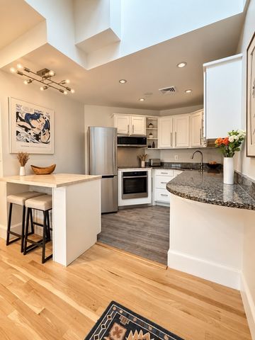 120 Norway St 20, Boston, MA 02115