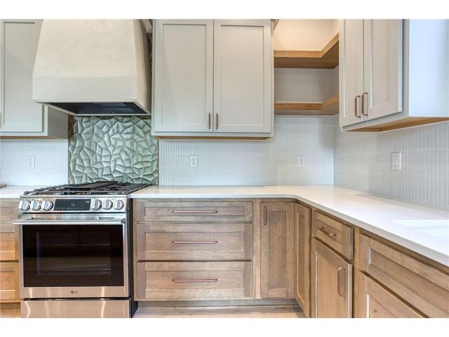 251 Saddle Ridge Lane, River Falls, WI 54022