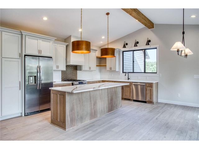 251 Saddle Ridge Lane, River Falls, WI 54022
