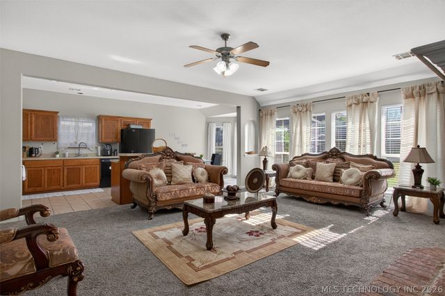 1004 S 75th Street, Broken Arrow, OK 74014