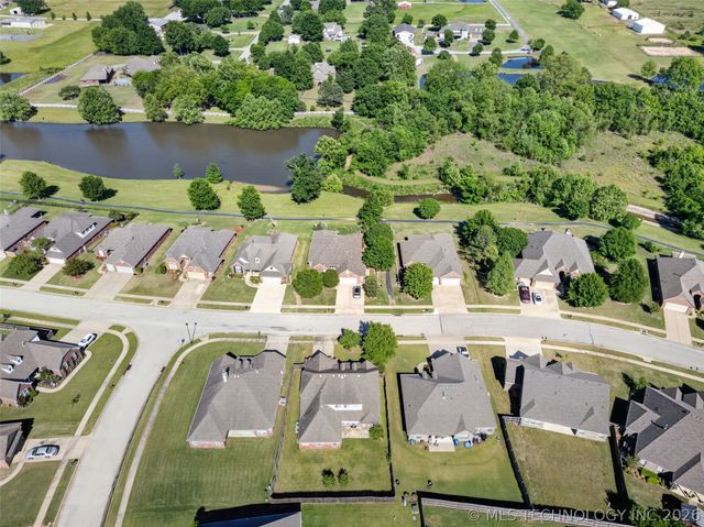 1004 S 75th Street, Broken Arrow, OK 74014