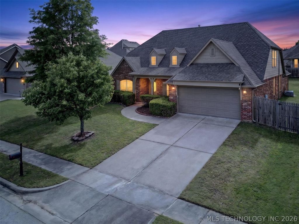 1004 S 75th Street, Broken Arrow, OK 74014